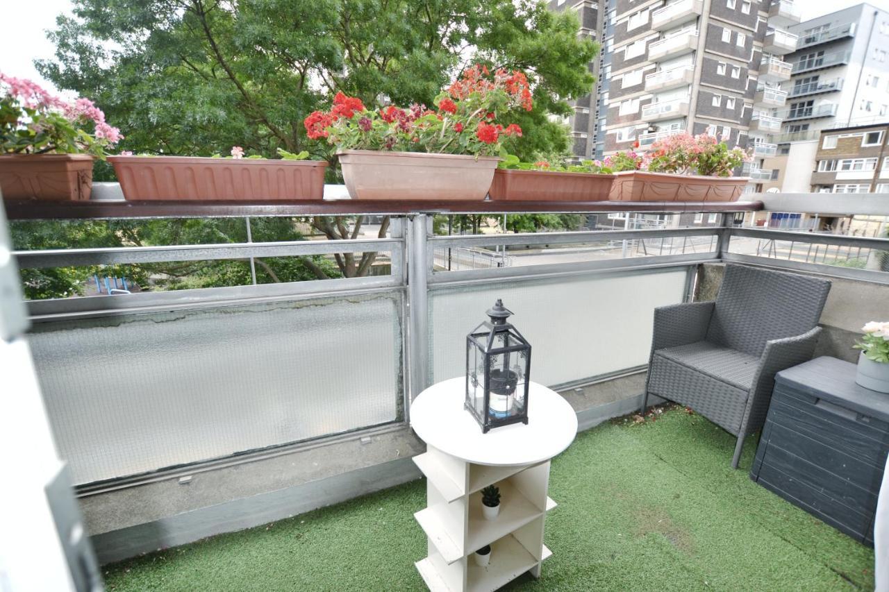 Garden Tower Flat Appartement Londen Buitenkant foto